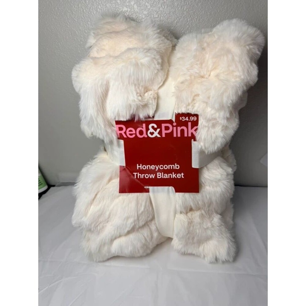 Red & Pink Honeycomb Faux Fur Throw Blanket 50x60 New